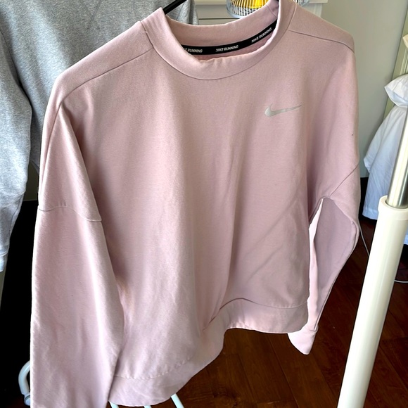 Nike | Tops | Light Pink Nike Crewneck Size Small | Poshmark